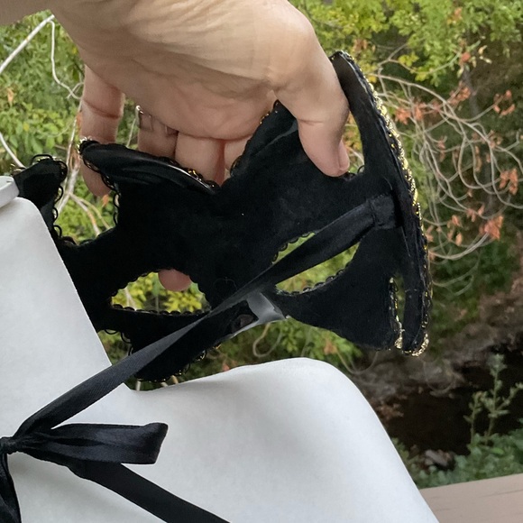 Artisan made gold bronze metallic mask with stones gems bling rope detail unisex - Picture 6 of 7